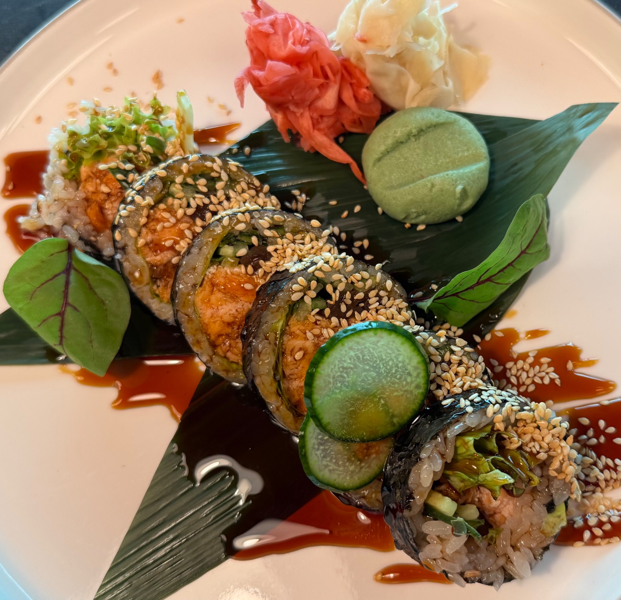 Futo Maki Pieczony łosoś