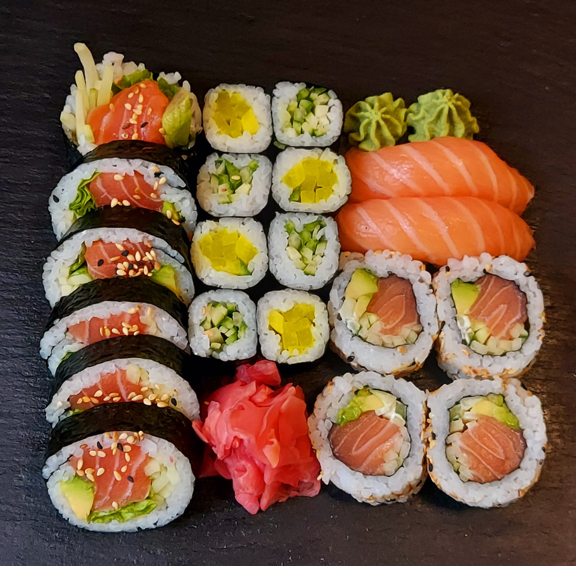 Sake Set Lunch 20 szt.