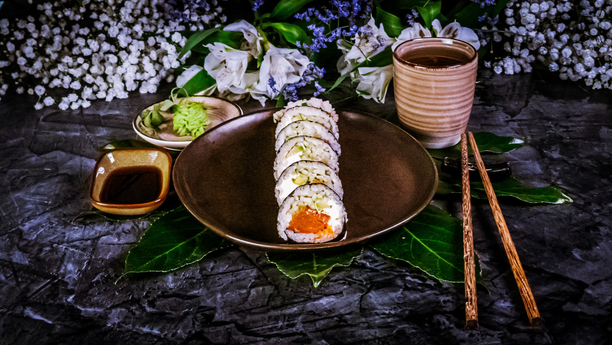 Futomaki z Łososiem wędzonym