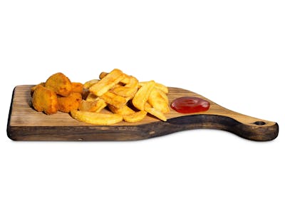 Nuggetsy z kurczaka (5 sztuk) z frytkami