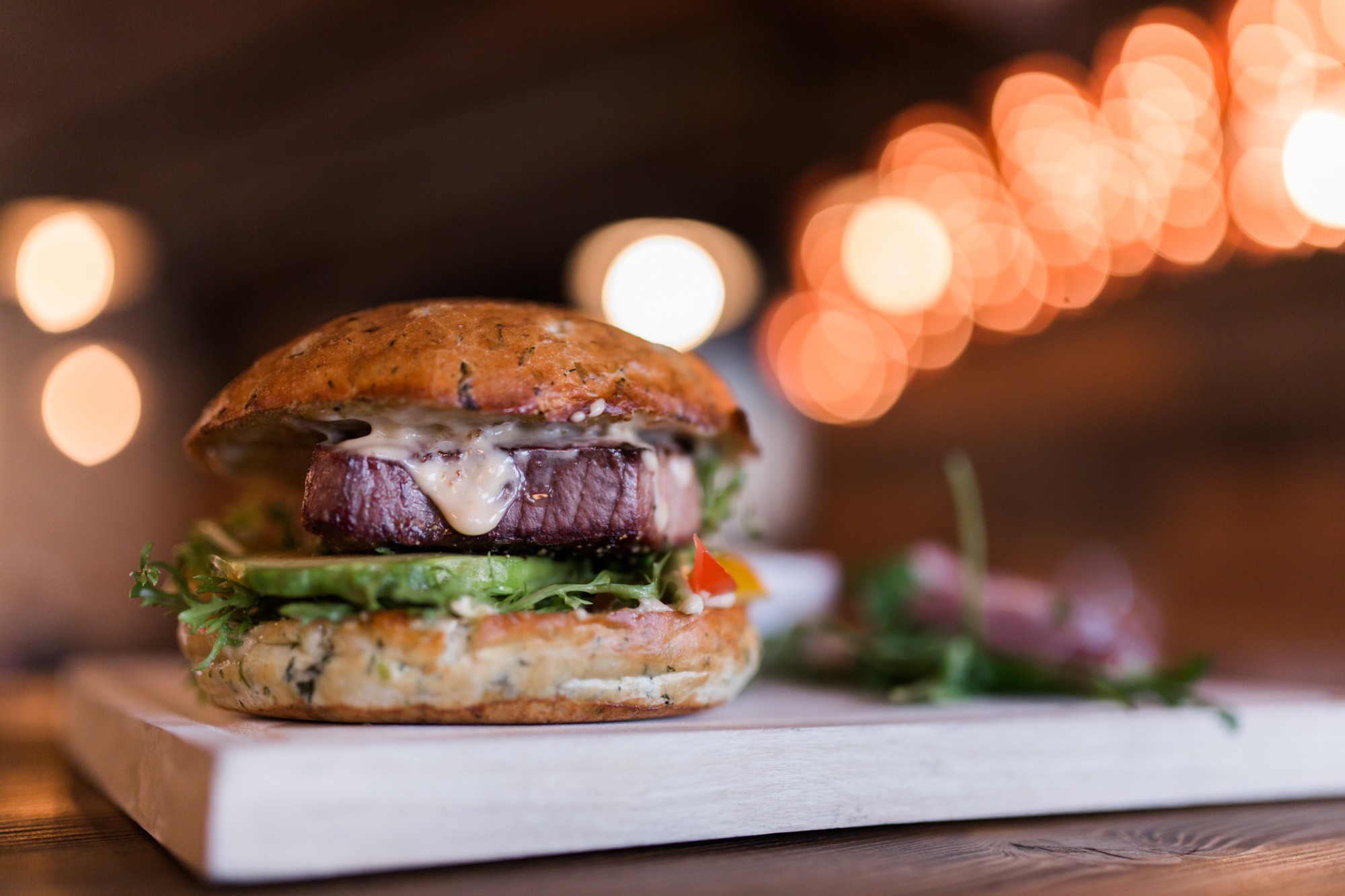 Fishburger z grillowanym tuńczykiem