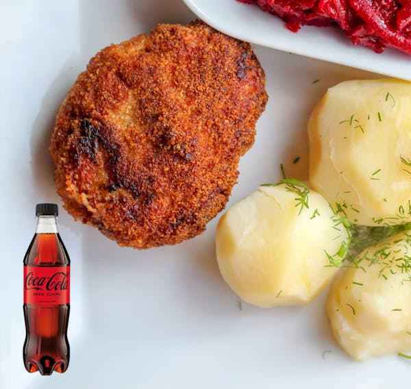 ZESTAW: Kotlet mielony, ziemniaki gotowane, sałatka z ogórka kiszonego i papryki + Coca Cola Zero Cukru 0,5L