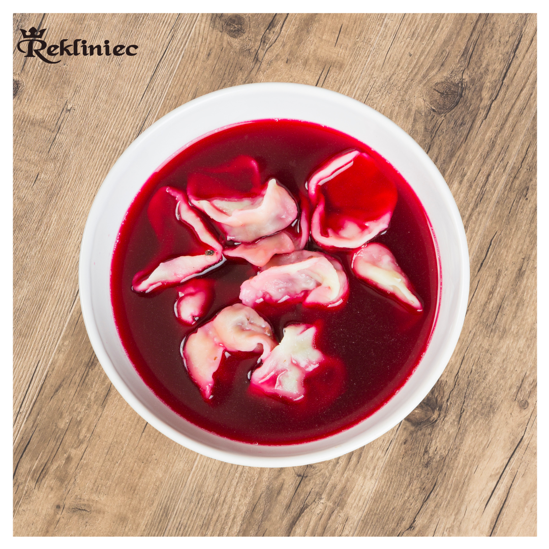 Barszcz czerwony z uszkami (grzyby) 