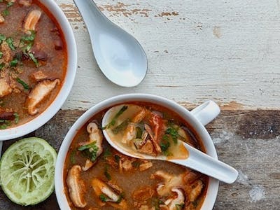 Classic Hot & Sour Soup Prawns