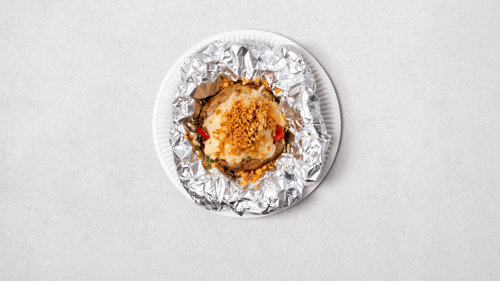 Pieczony ziemniak z kebabem gyros