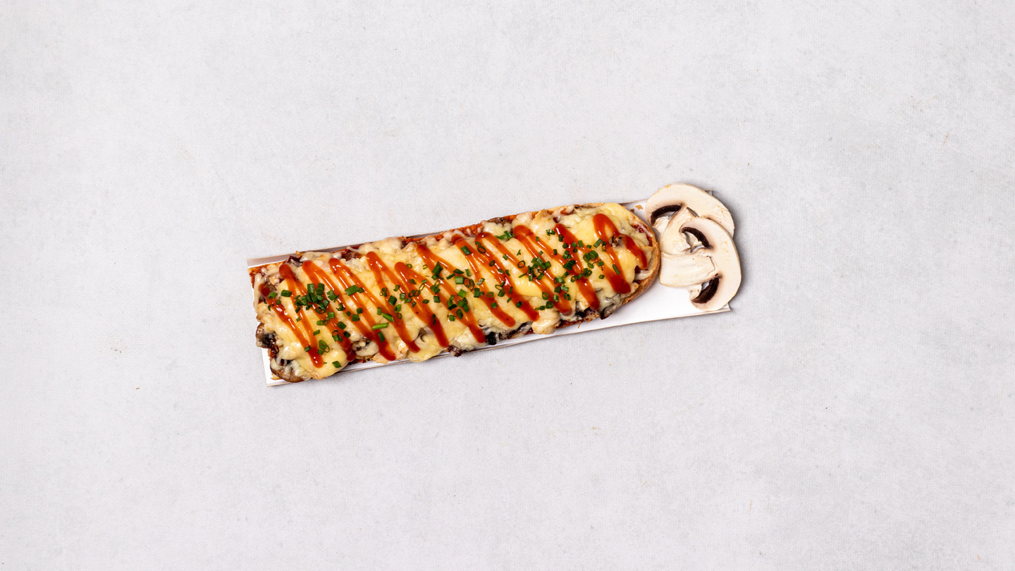 Zapiekanka M ok. 25cm z kurczakiem