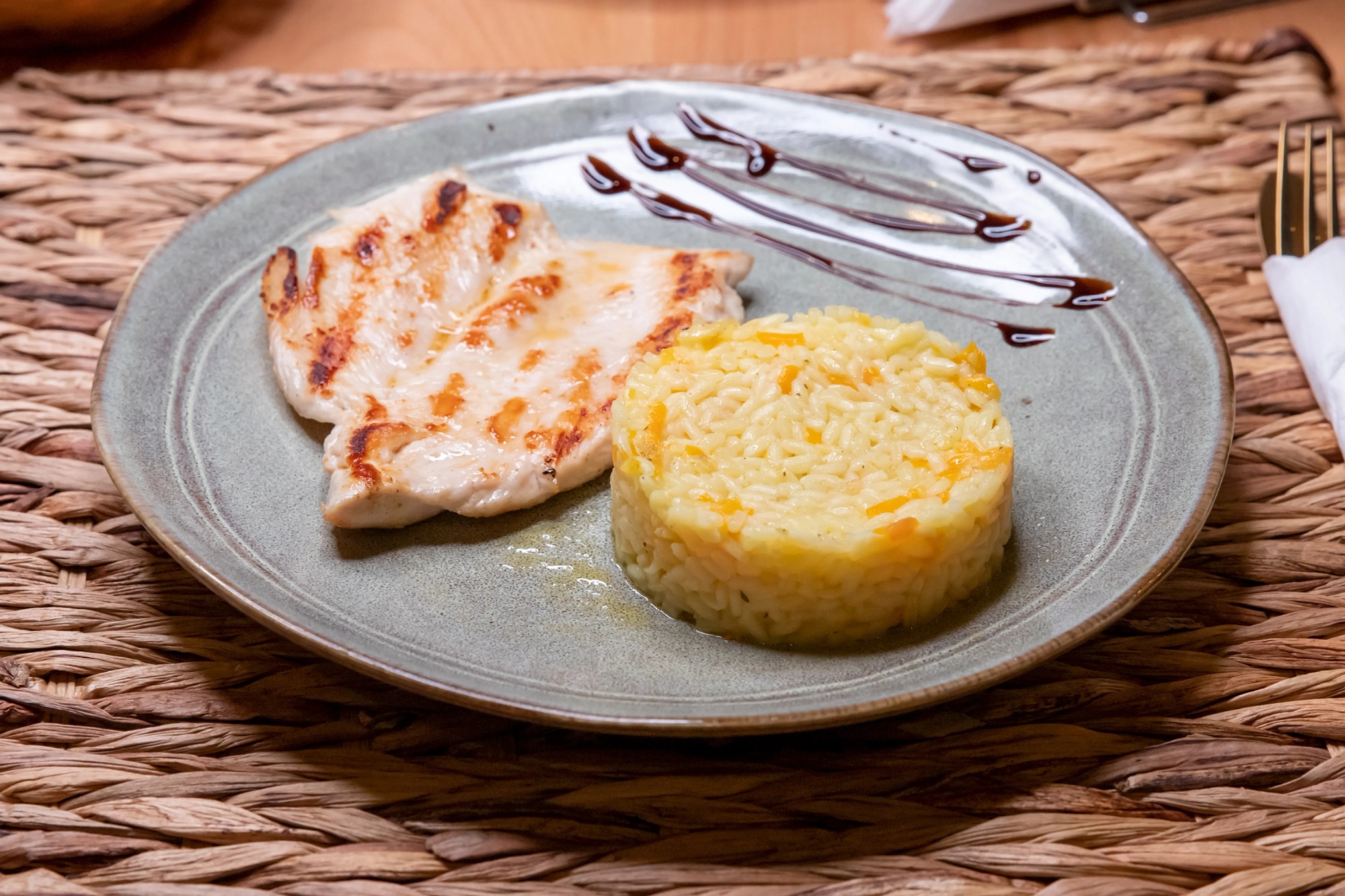 Piept de pui la grătar