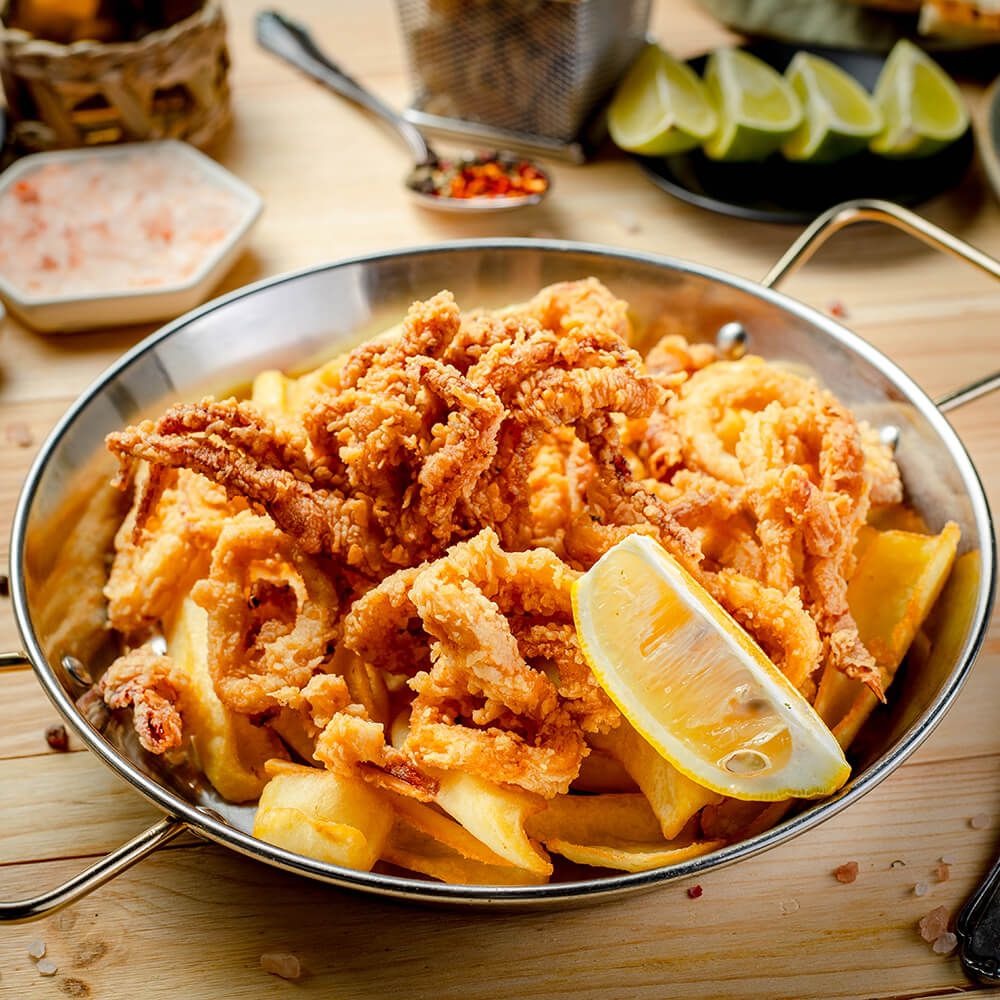 CALAMAR PANE PE PAT DE CARTOFI