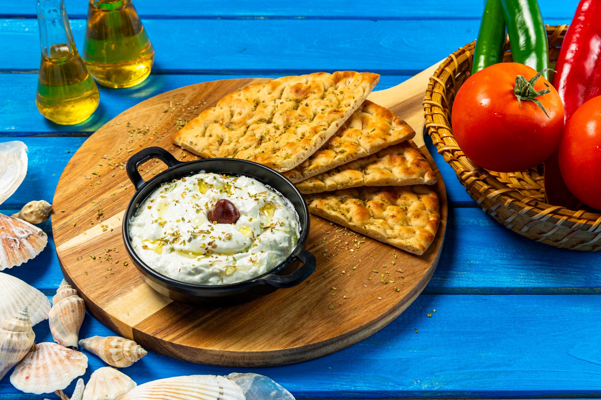 SOS TZATIKI CU PITA GRECEASCA