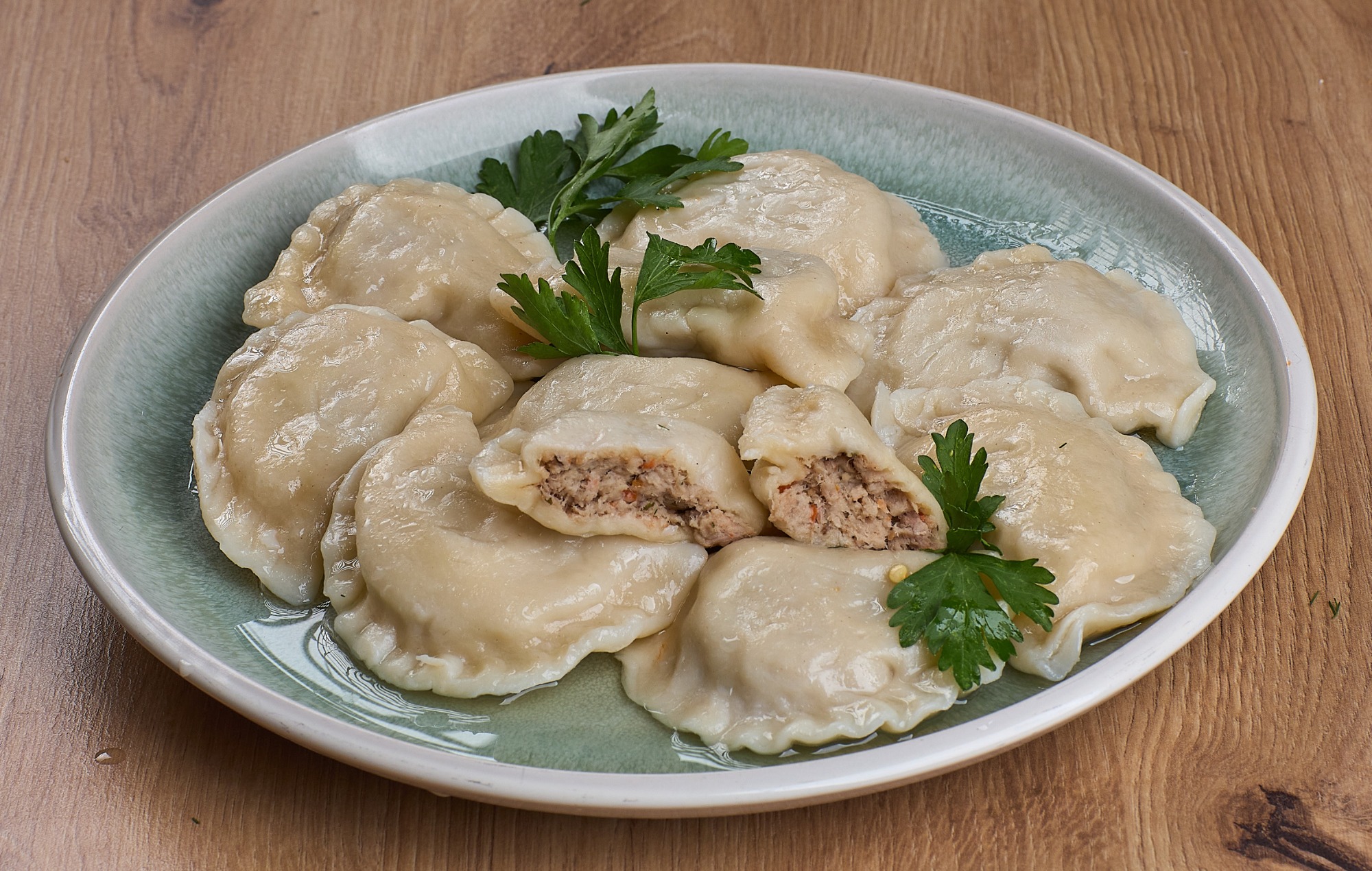 Pierogi wieprzowe – tradycyjne pierogi z mięsem