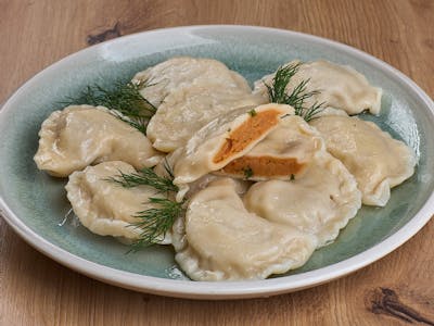Pierogi z czerwoną soczewicą VEGE – wegetariańskie pierogi z soczewicą