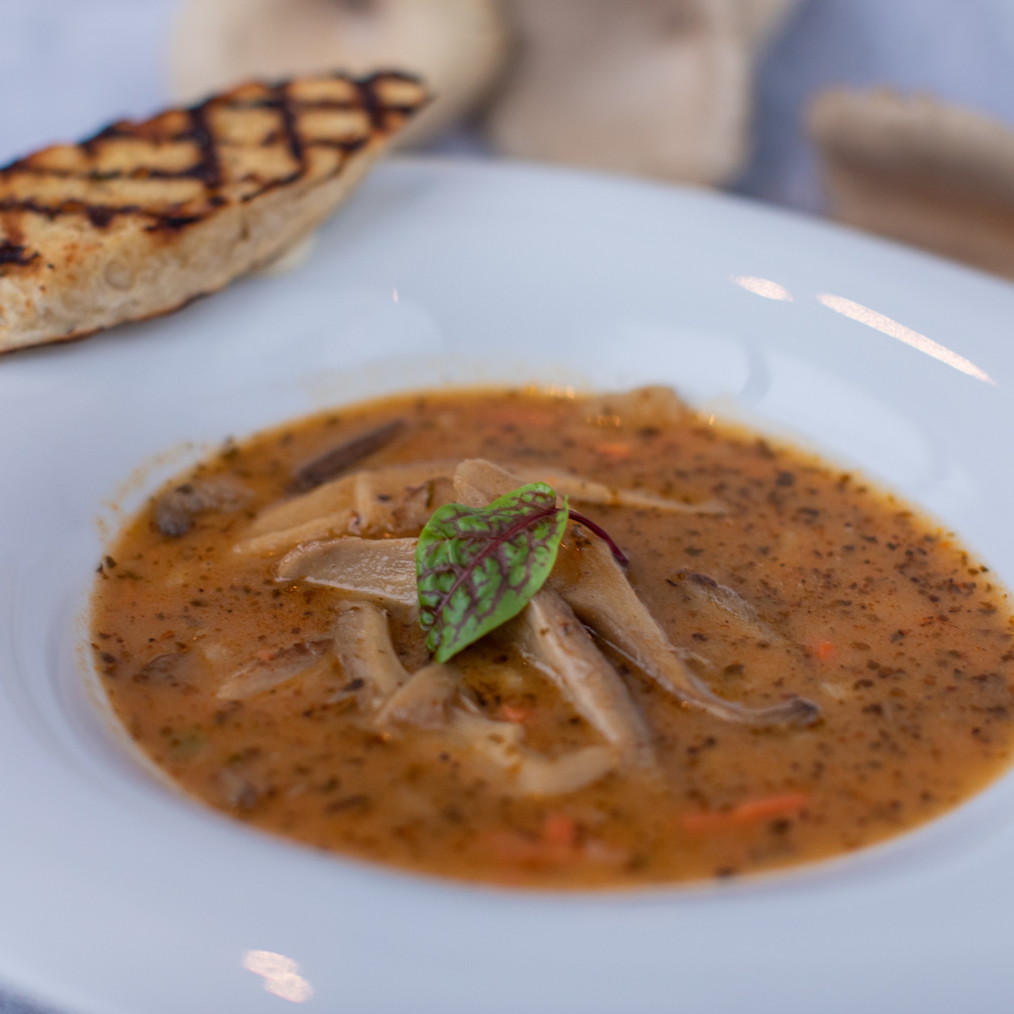 Wegetariańskie flaczki z boczniaków