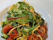 Spaghetti primavera- z warzywami, sos maślany- 250g