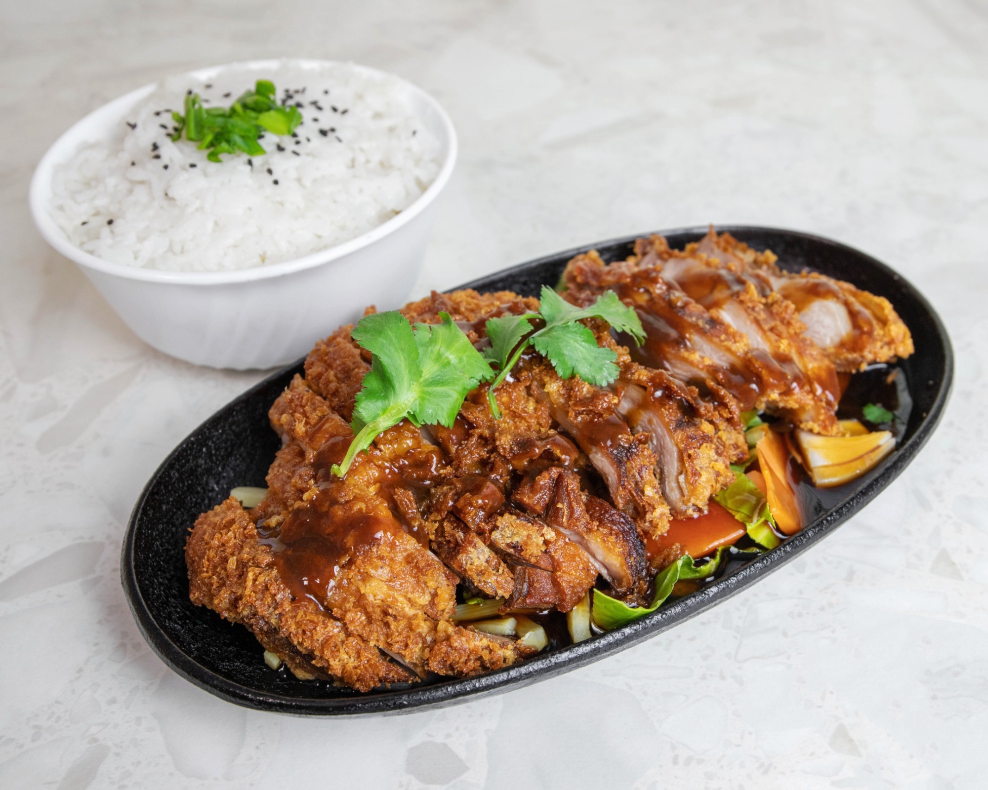 Chrupiąca kaczka z ryżem