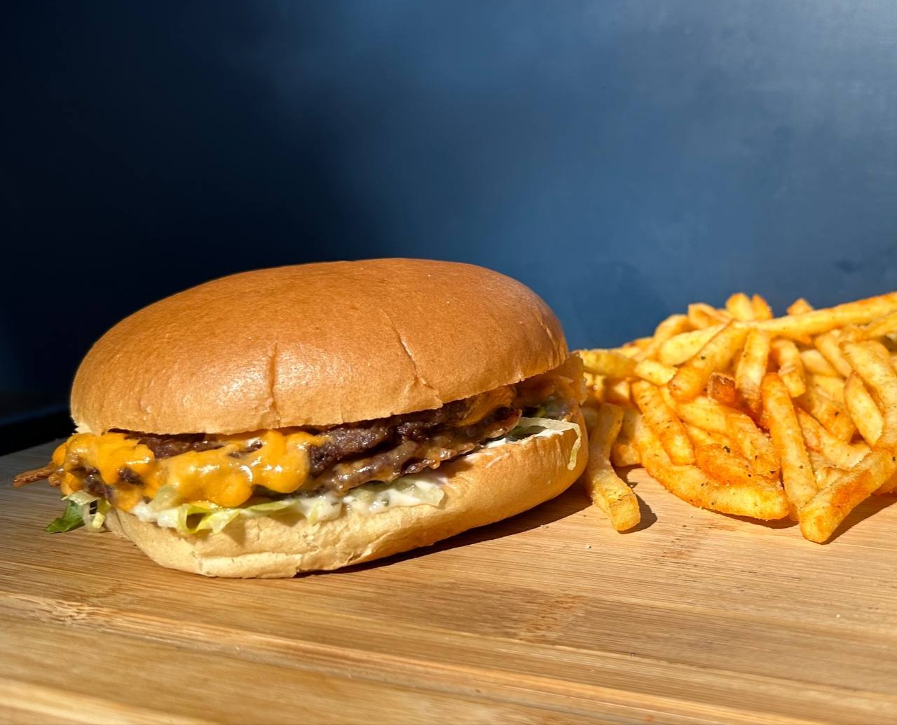  Meniu Smash Double Cheeseburger 