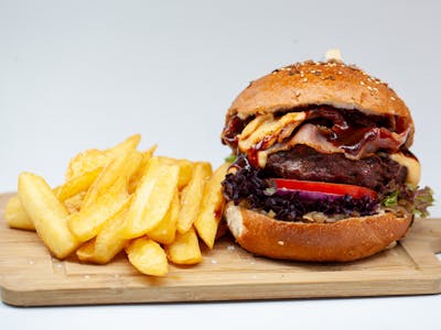 Classic Black Angus Beef Burger