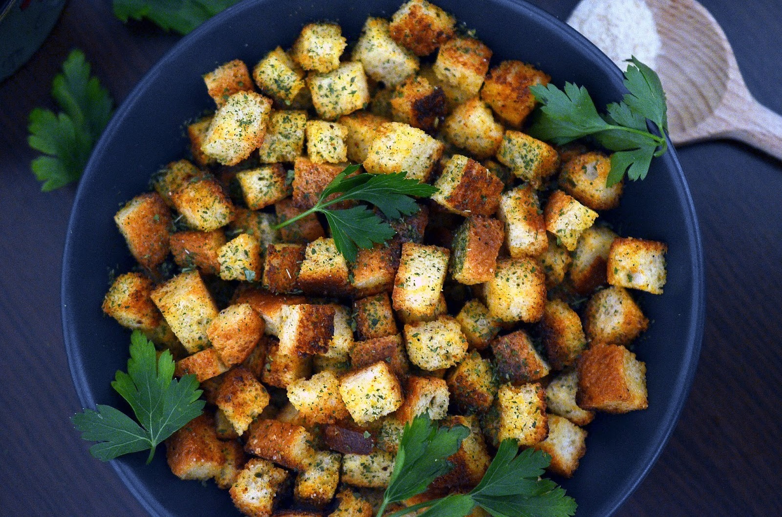 Crutoane Aromatizate