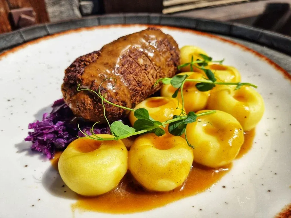 Tradycyjna śląska rolada wieprzowa