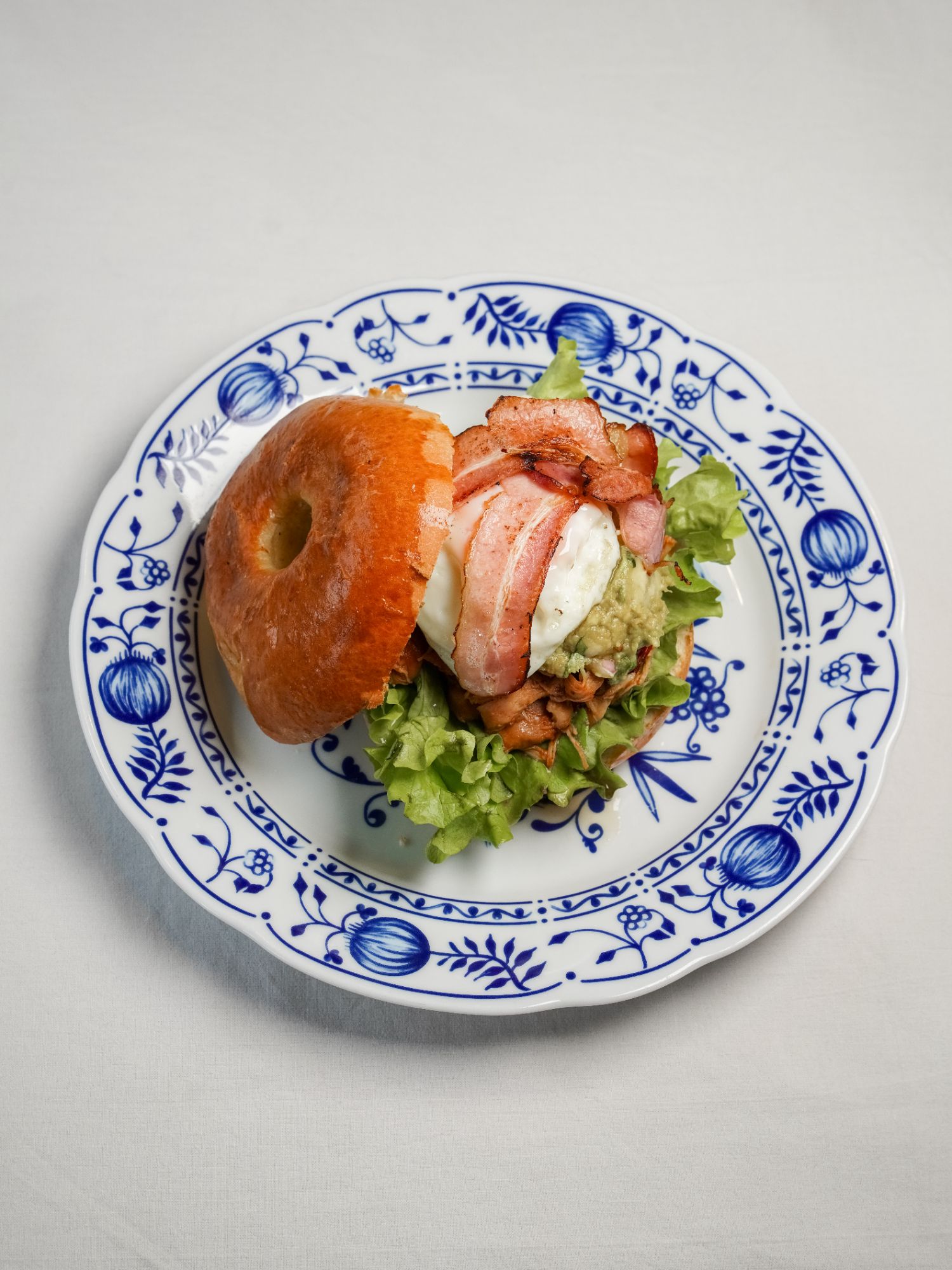 Bajgiel kurczak guacamole