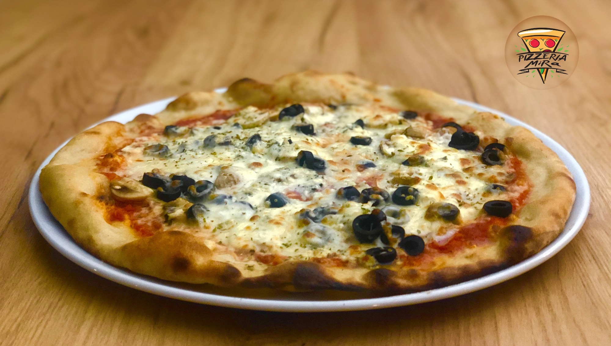 16. Pizza Slovakia - 690g