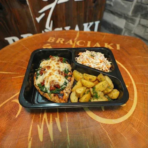 Pierś ze szpinakiem i suszonym pomidorem