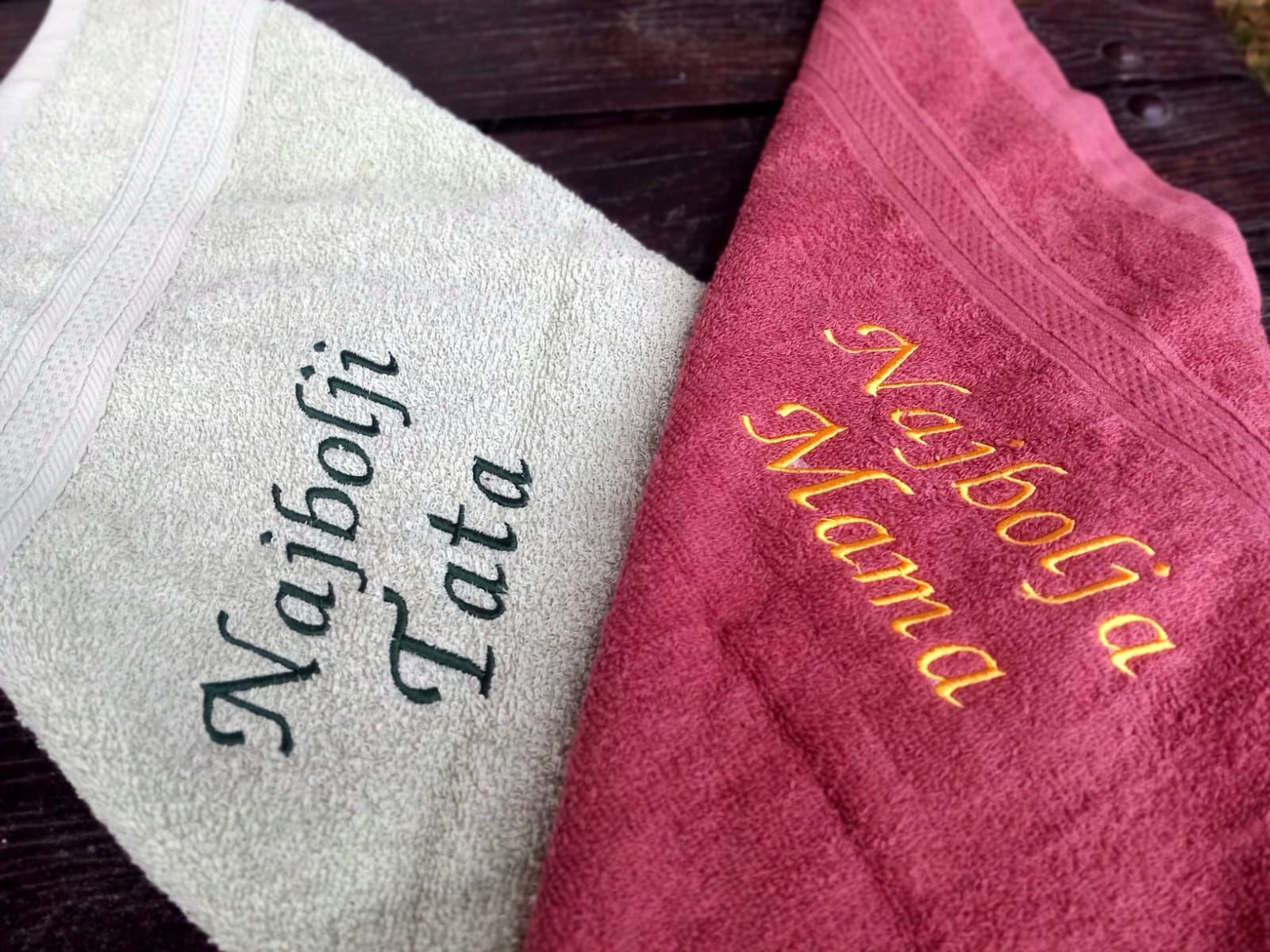 VEZ NA RUČNIK S NATPISOM 