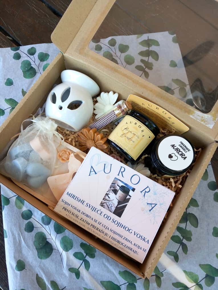 POKLON PAKET Mirisne svijeće i voskovi za aroma lampicu, sojin vosak