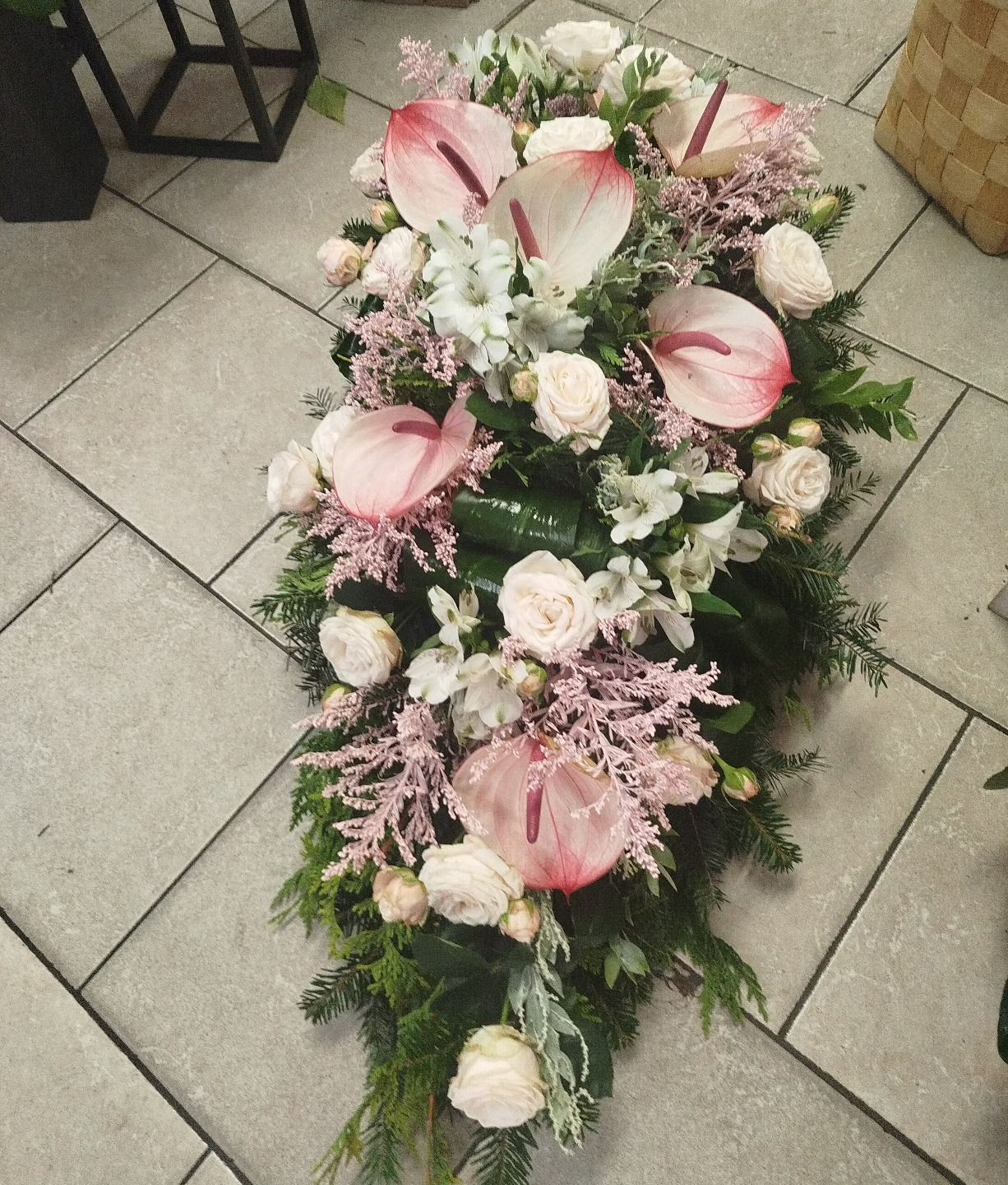 Palma gerbera, róża gałązkowa