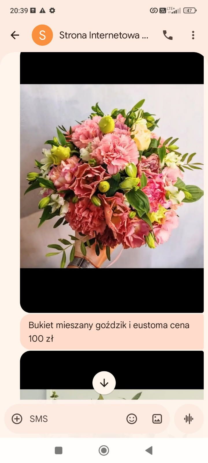 Bukiet mieszany z goździkami i eustomą