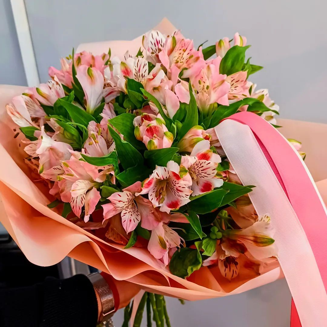 Bukiet z alstromerii