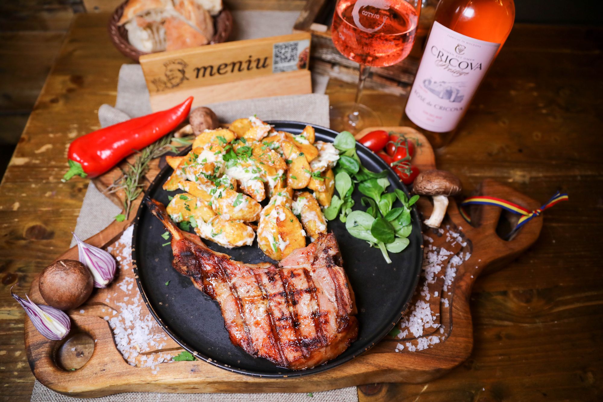 Cotlet de porc cu os 450g