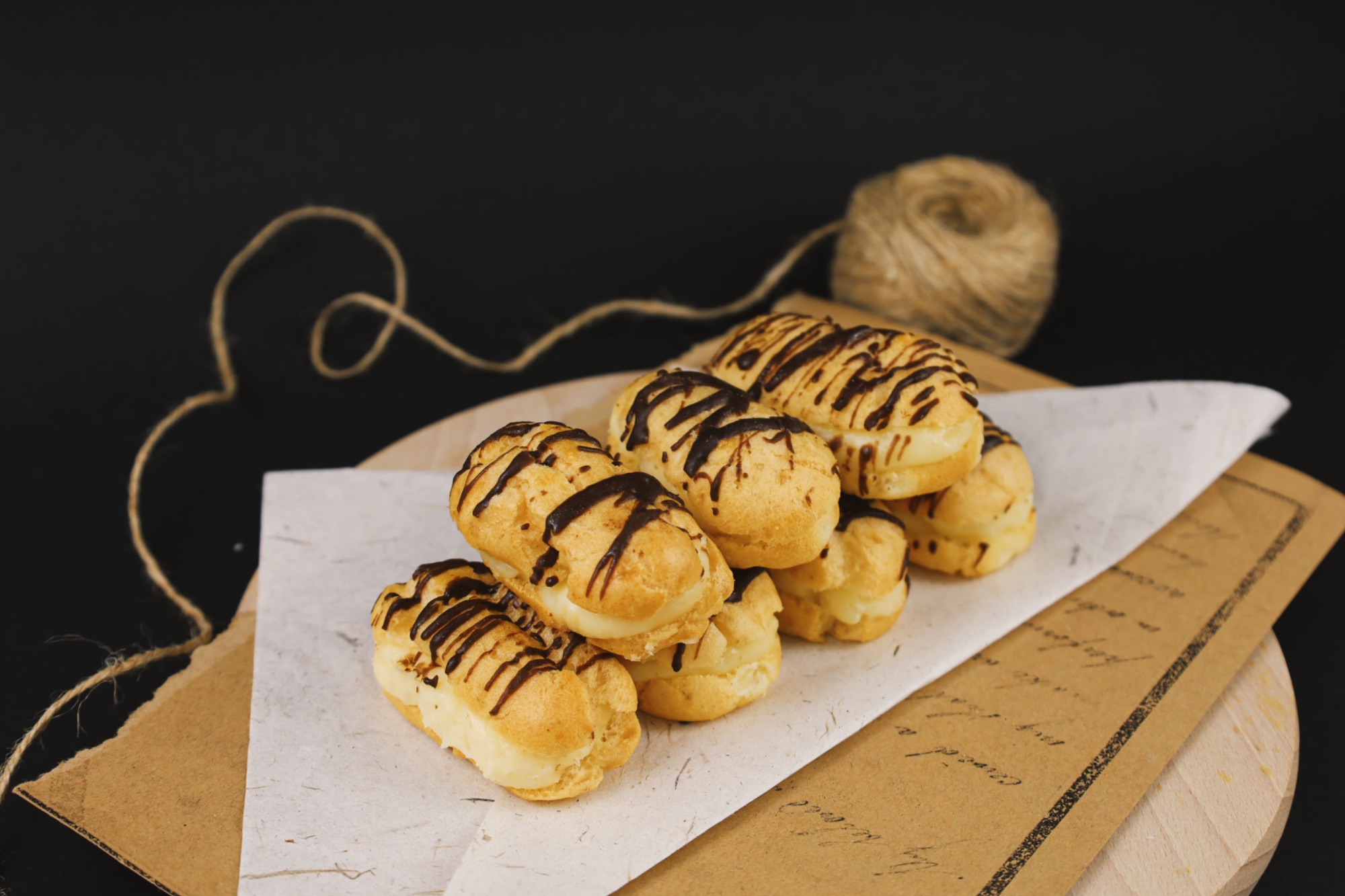 Mini eclere – 100 g