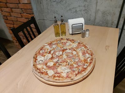 Pizza  Capricciosa