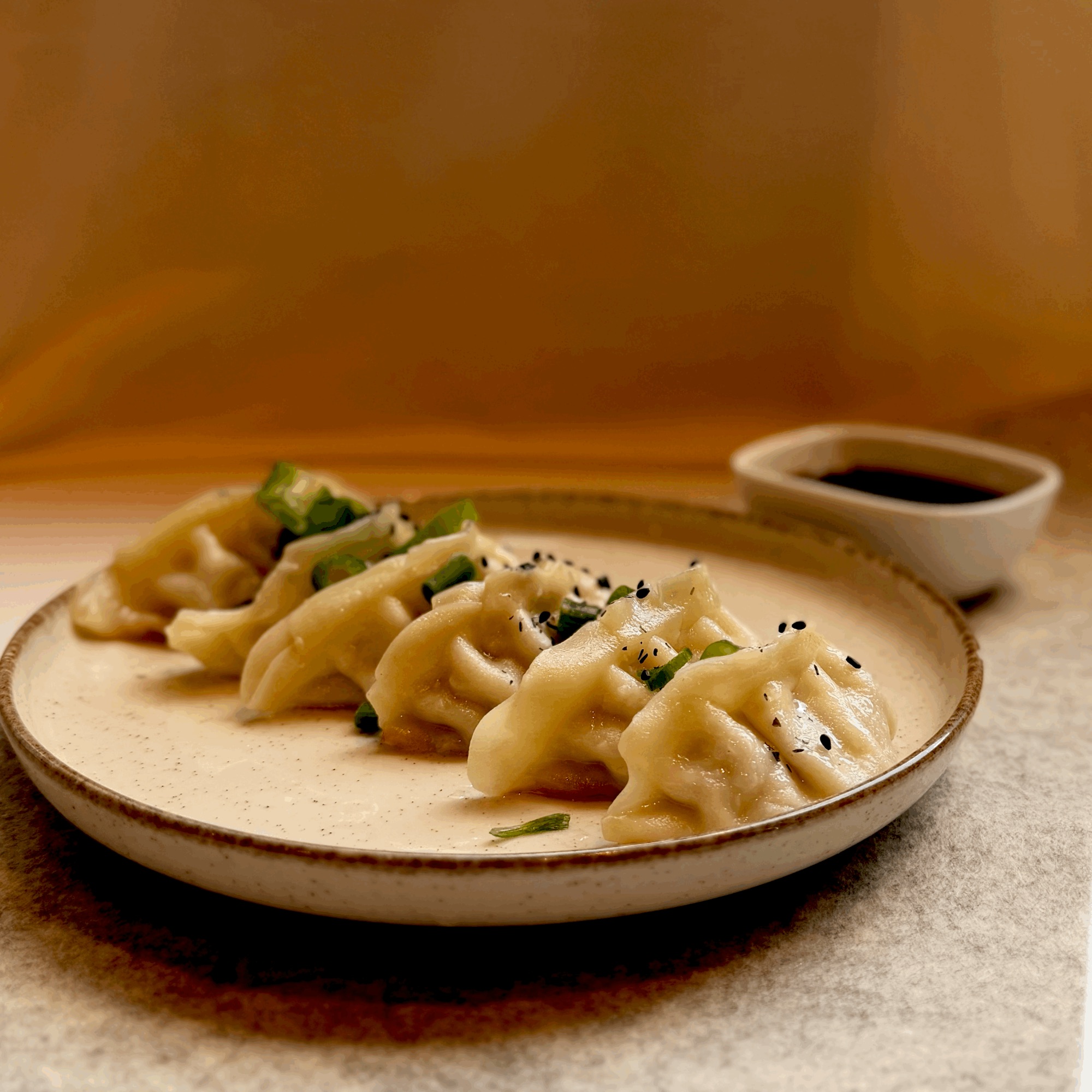 Pierożki gyoza kurczak + sos ponzu (6szt)
