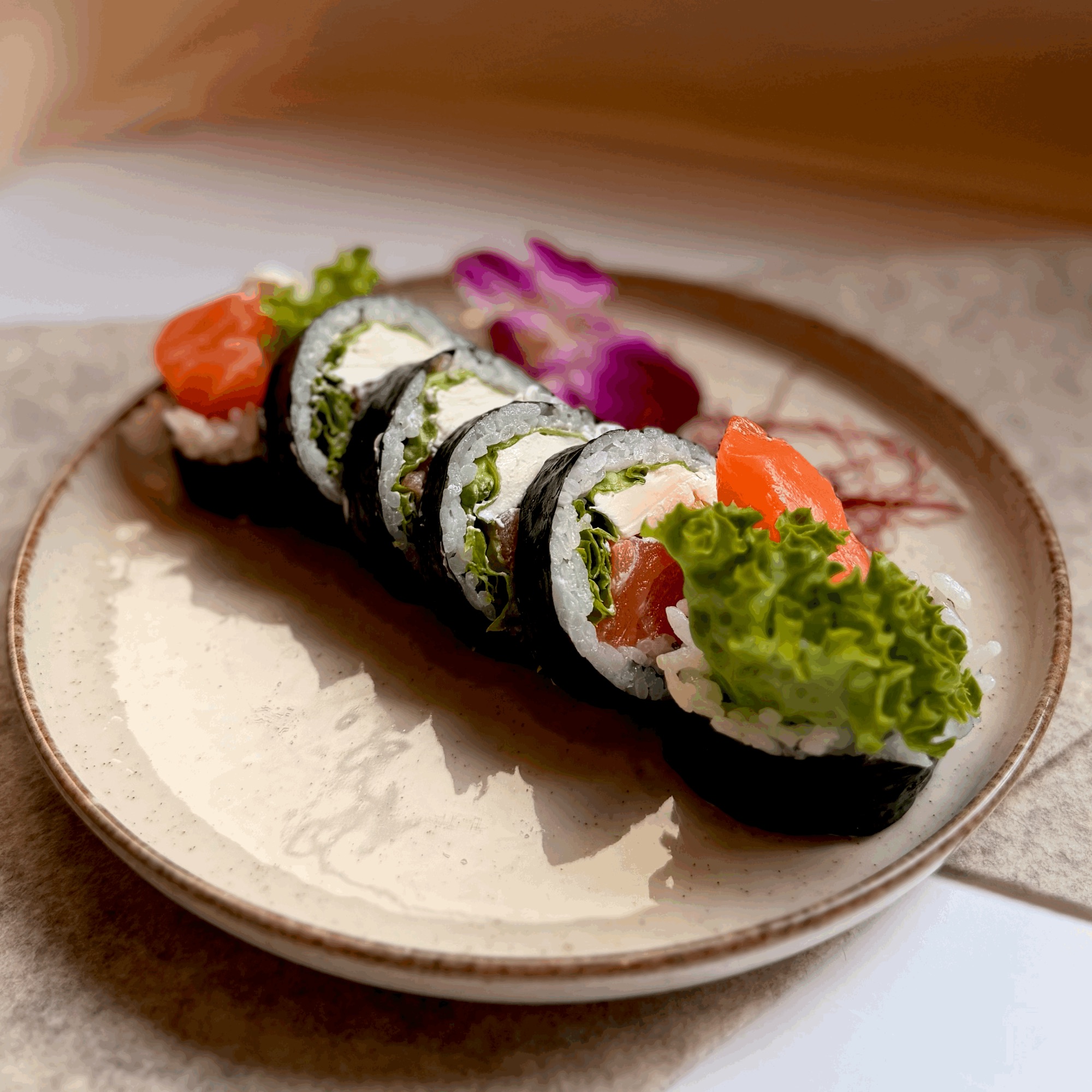 Futomaki Surowy łosoś 