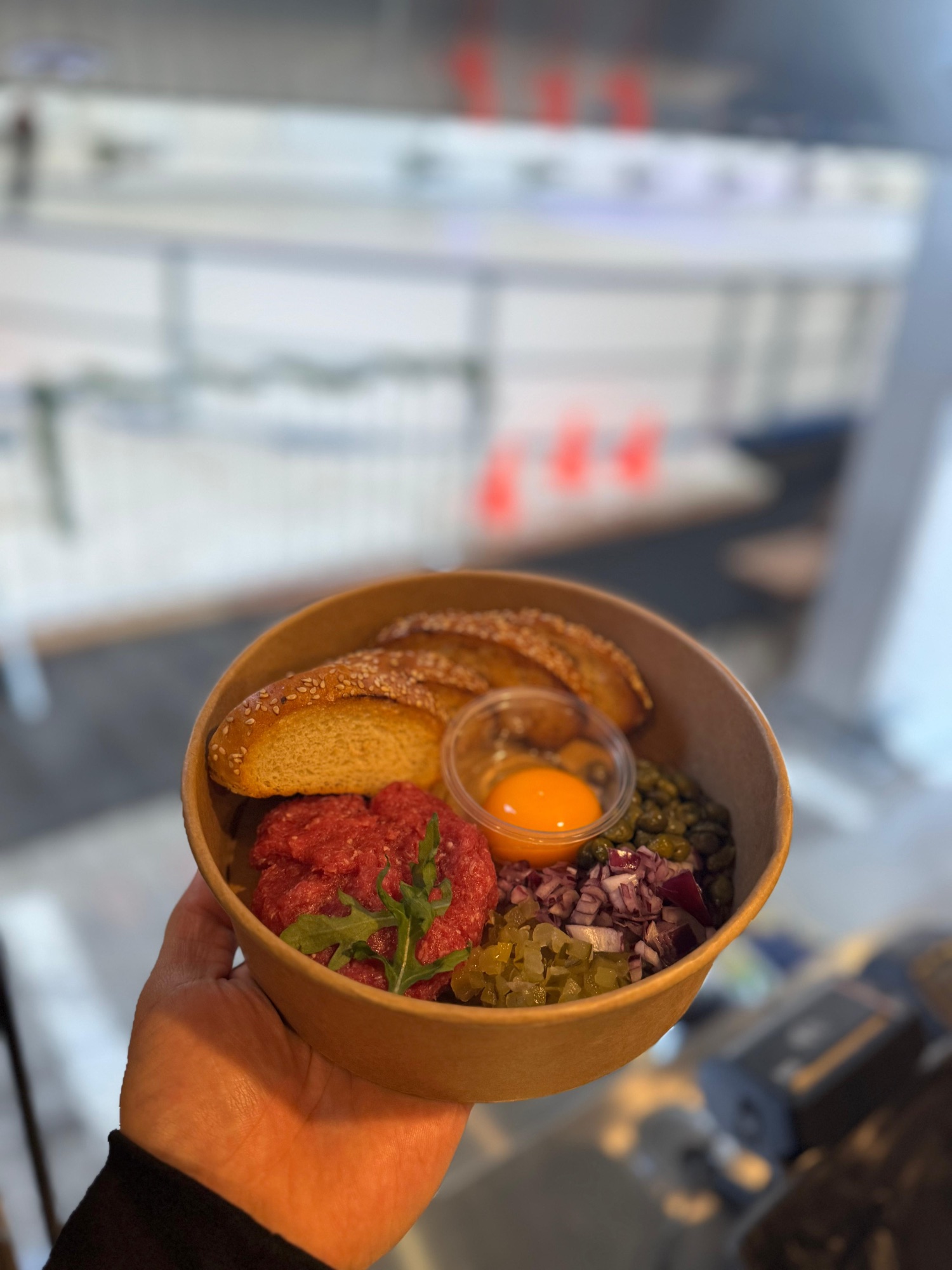 1. Tatar z polędwicy wołowej