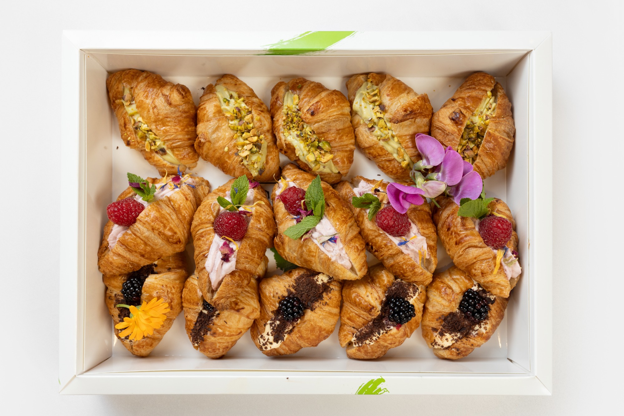 Sweet croissant box 1