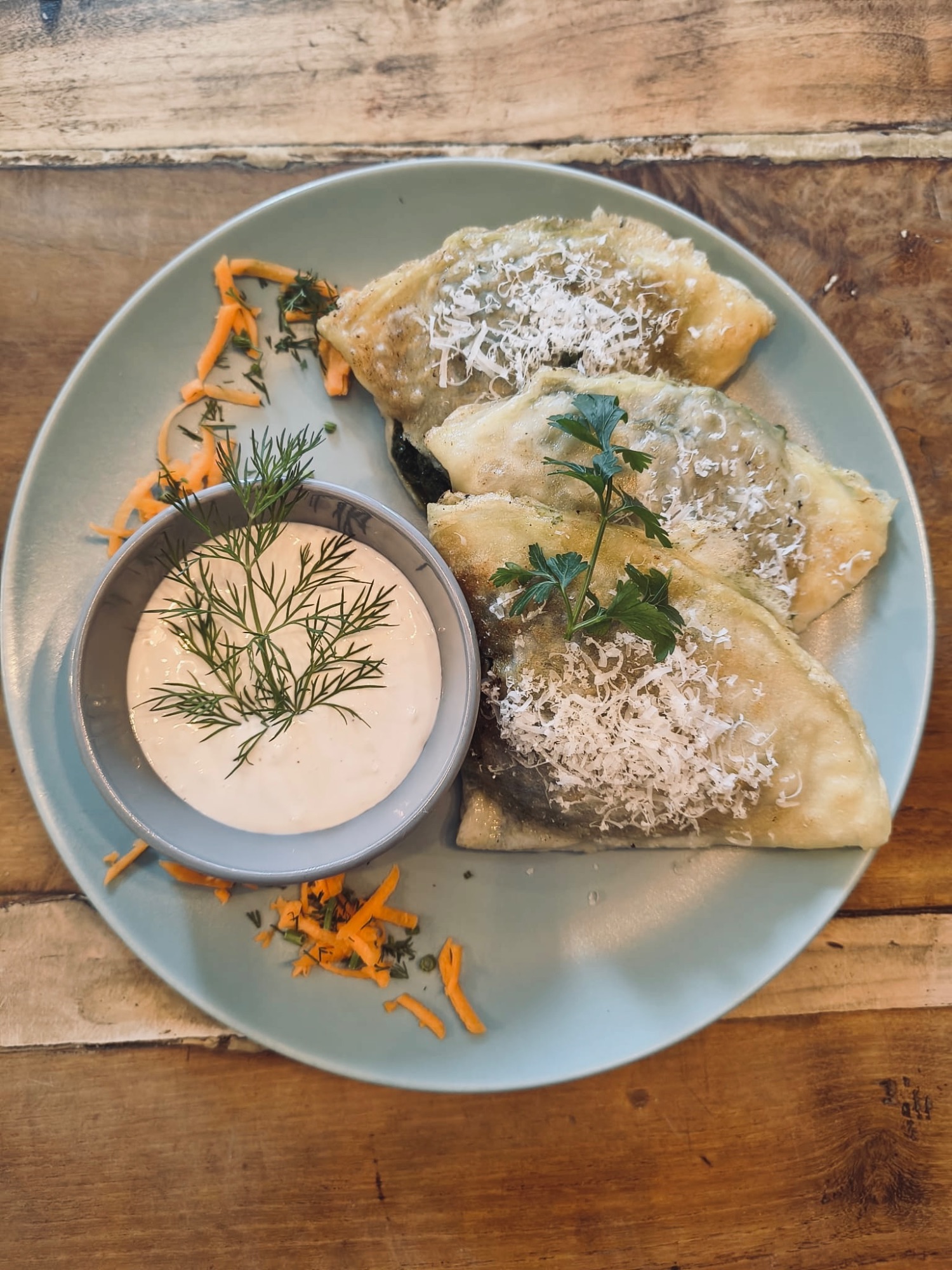 Naleśniki ze szpinakiem i serem