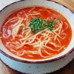Zupa pomidorowa z ryżem lub makaronem