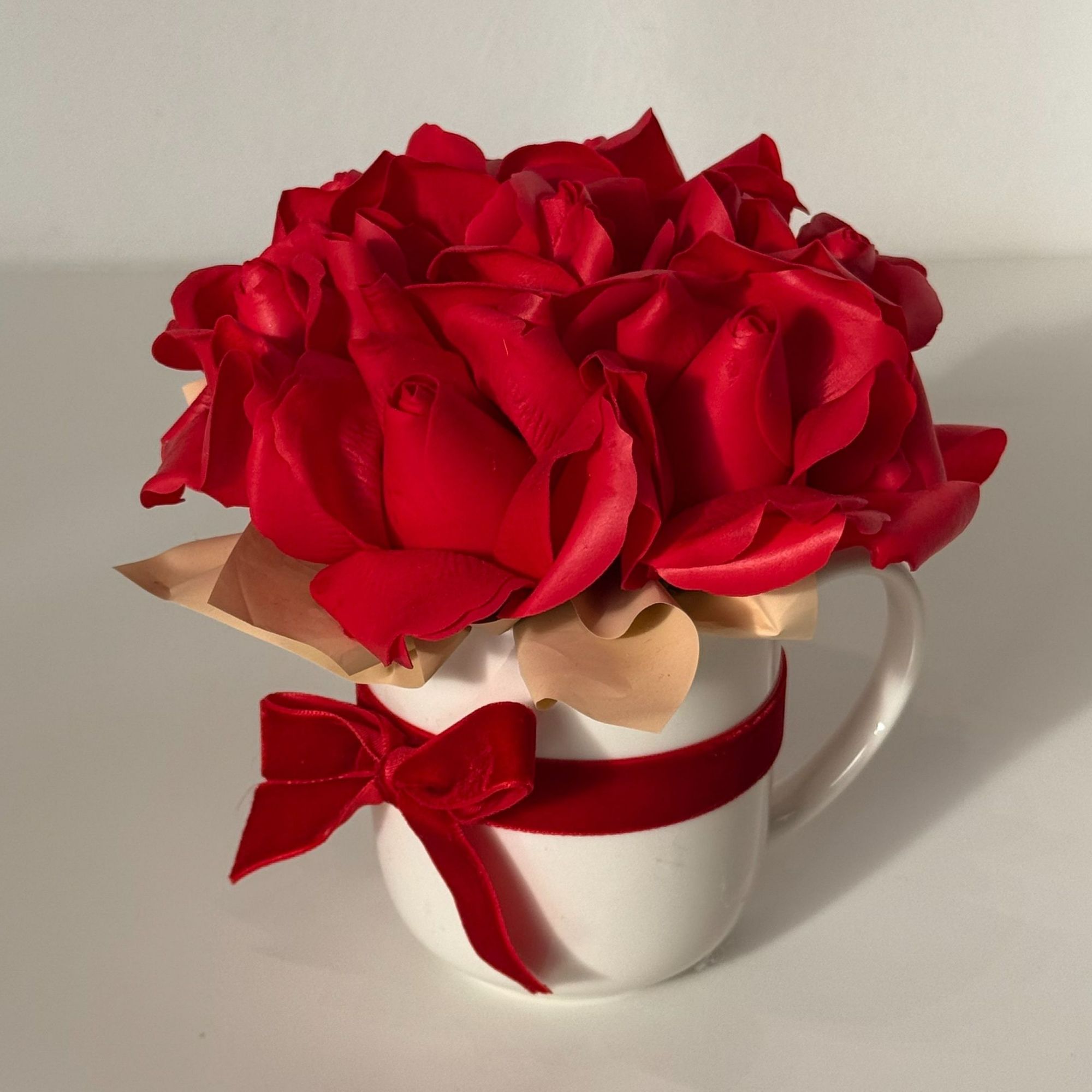 Kubek z mydlanych róż