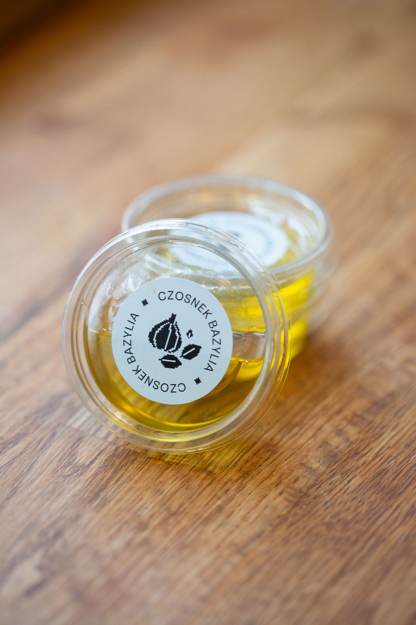Oliwa czosnek bazylia