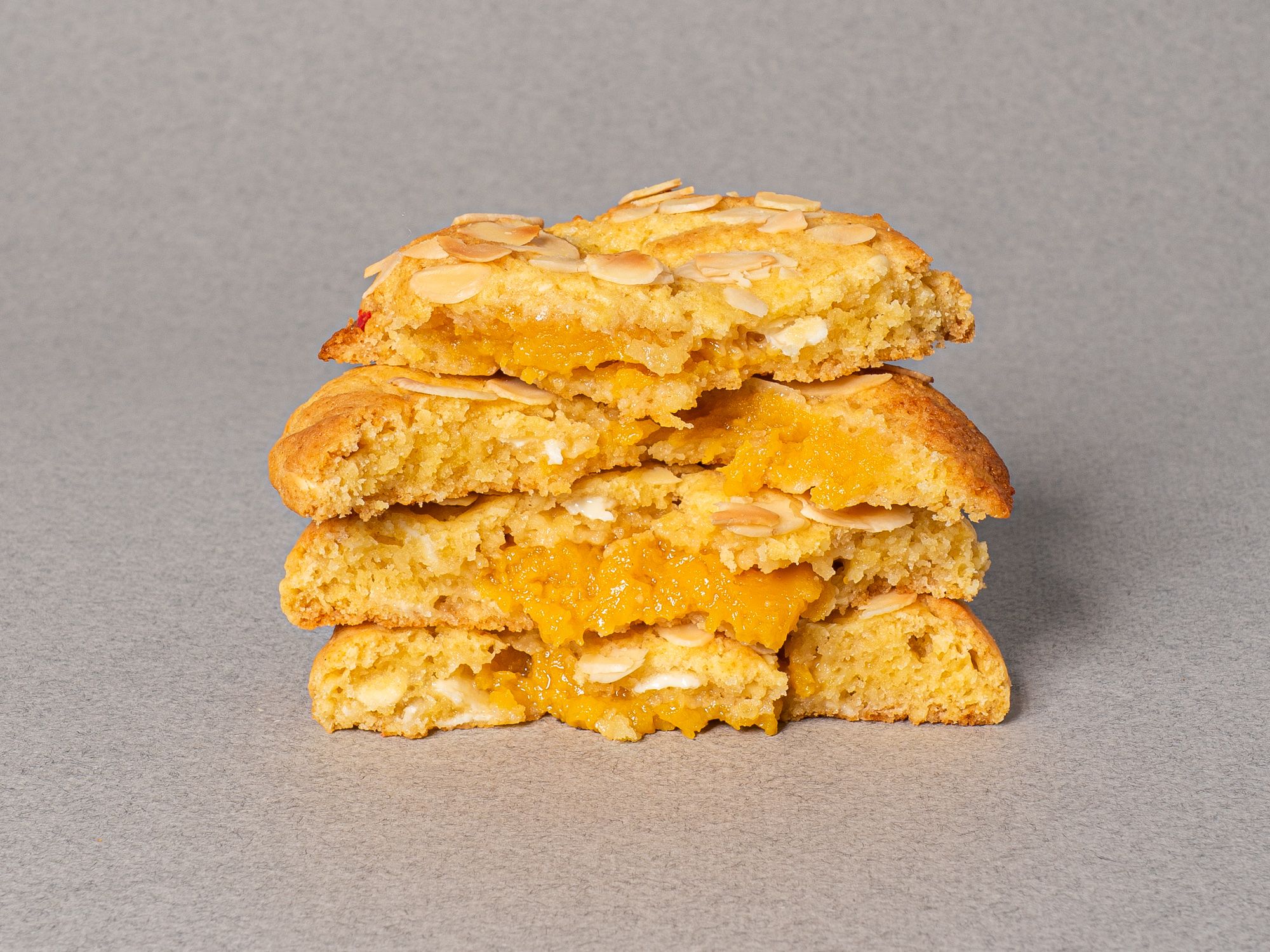 Ciastko migdałowe z mango (ok 140g)