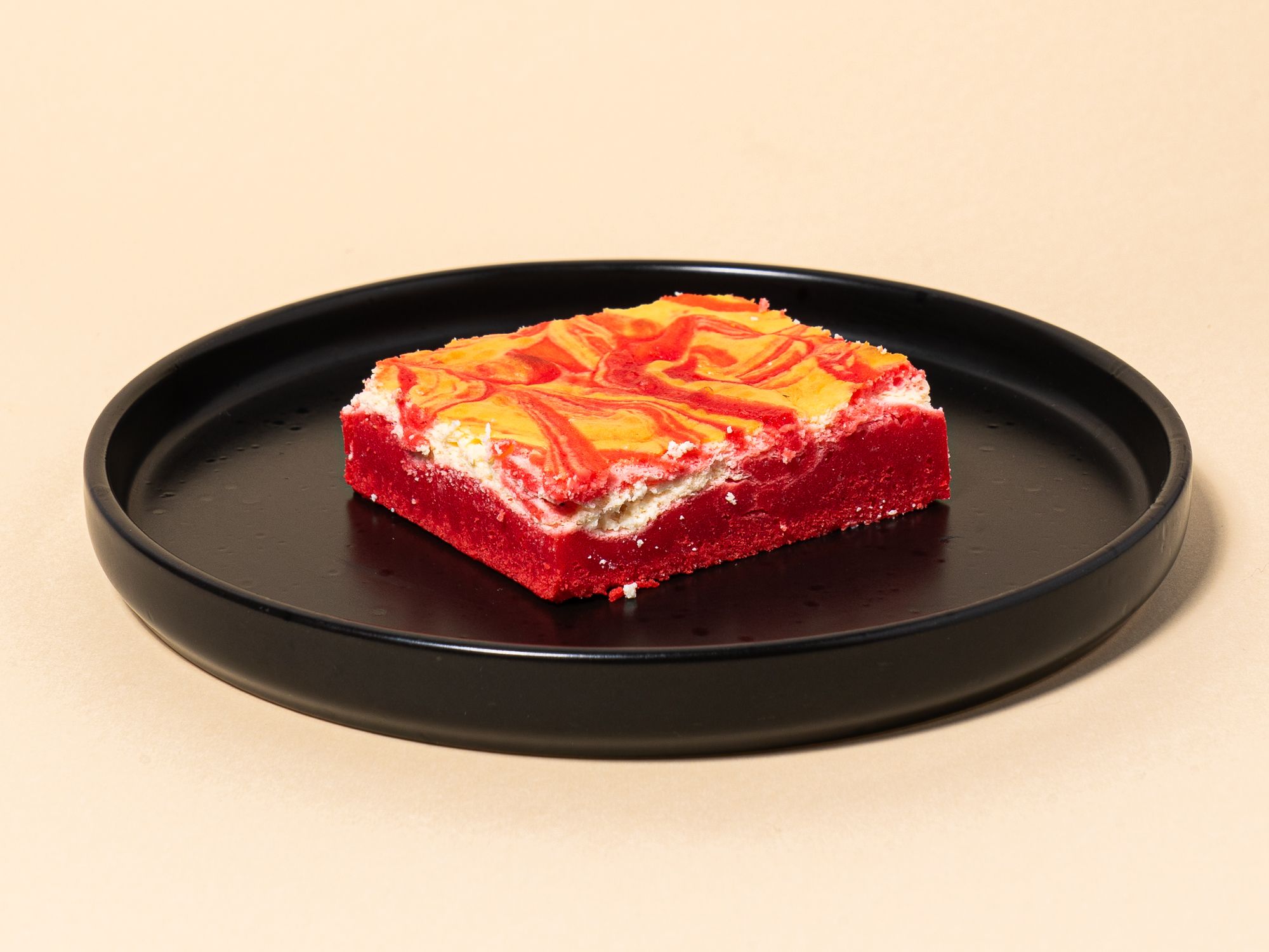 Red Velvet z sernikiem (12 porcji)