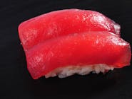 Nigiri z tuńczykiem 