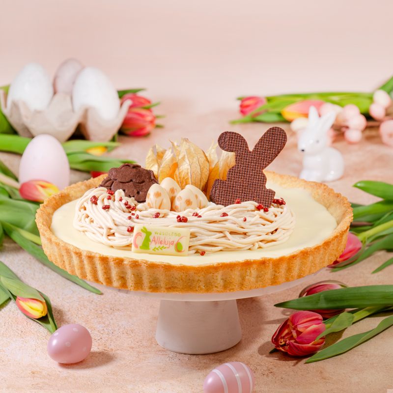 Mazurek z konfiturą malinową i białą czekoladą