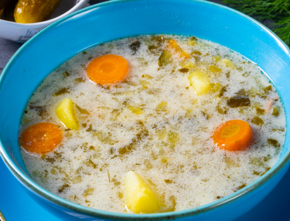 Ogórkowa z ziemniakami 450 ml