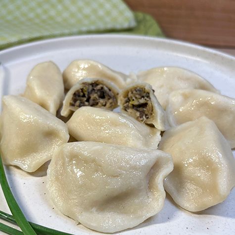 Pierogi z kapustą i grzybami (na ciepło)