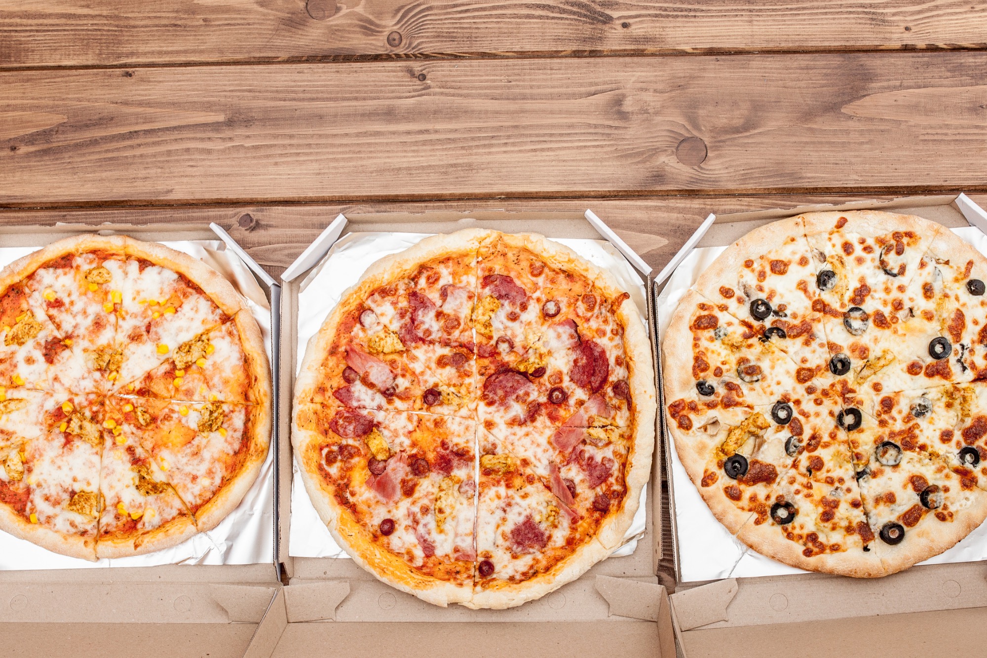 3 Pizze o średnicy 32