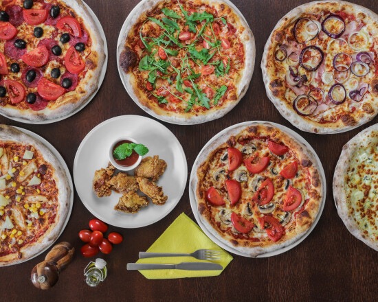 Skomponuj własną pizzę (dodaj swoje ulubione składniki)