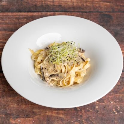 Tagliatelle z podgrzybkami i rozmarynem